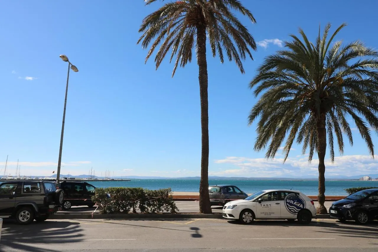 Apartamento Rhode Vista al mar Rosas 0*,  España