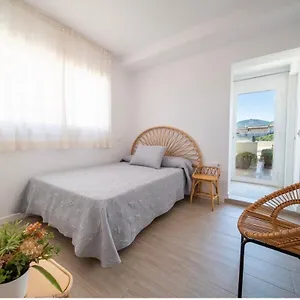 M A R I V E N T With Bathroom And Terrace 50 M2 Appartement